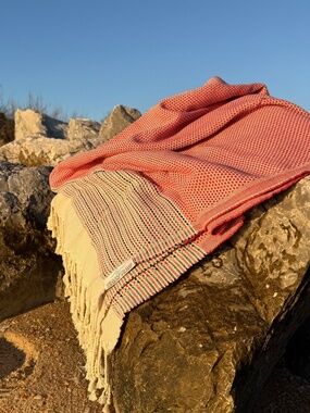Angler Rag Red — Salt Rag™ Sand-Resistant Turkish Beach Towel